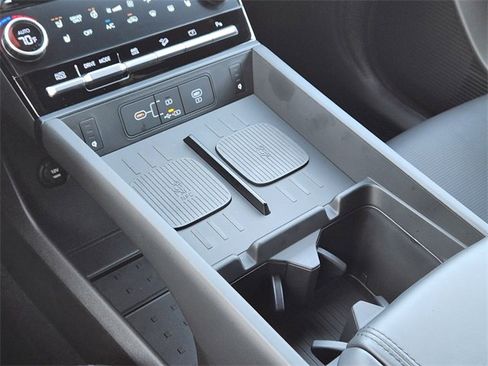 Used 2026 Hyundai Santa Fe Calligraphy image 16