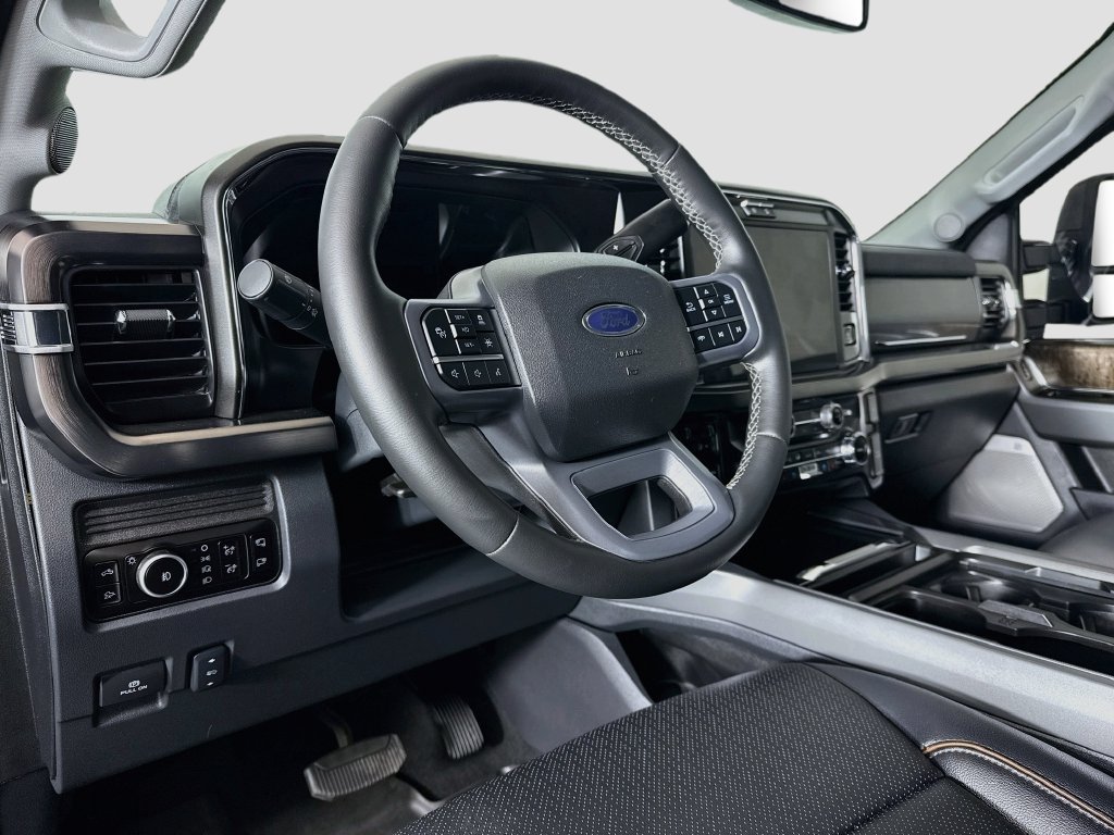 Used 2026 Ford F350 Lariat w/ Black Appearance Package AWD/4WD image 9