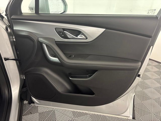 Used 2020 Chevrolet Blazer LT w/ LPO, Floor Liner Package FWD image 28