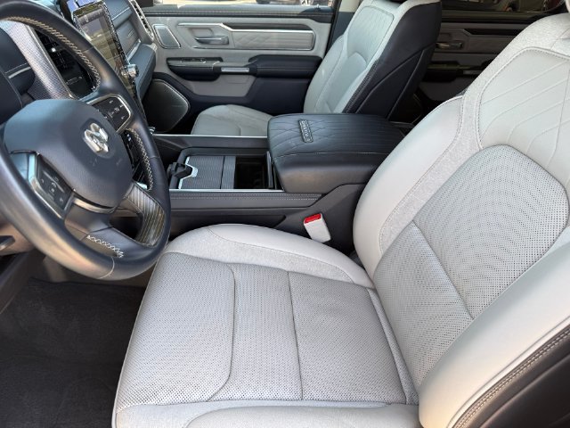 Used 2023 RAM 1500 Limited AWD/4WD image 13