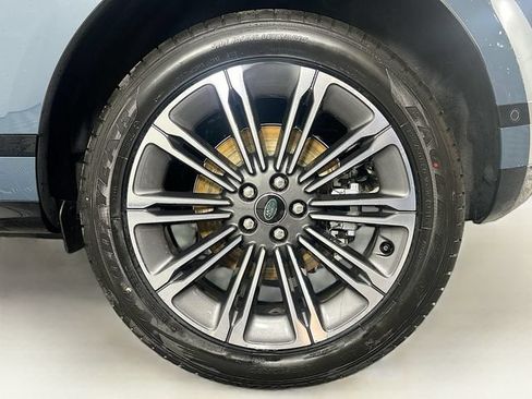 Used 2026 Land Rover Range Rover Evoque Dynamic SE AWD/4WD image 30