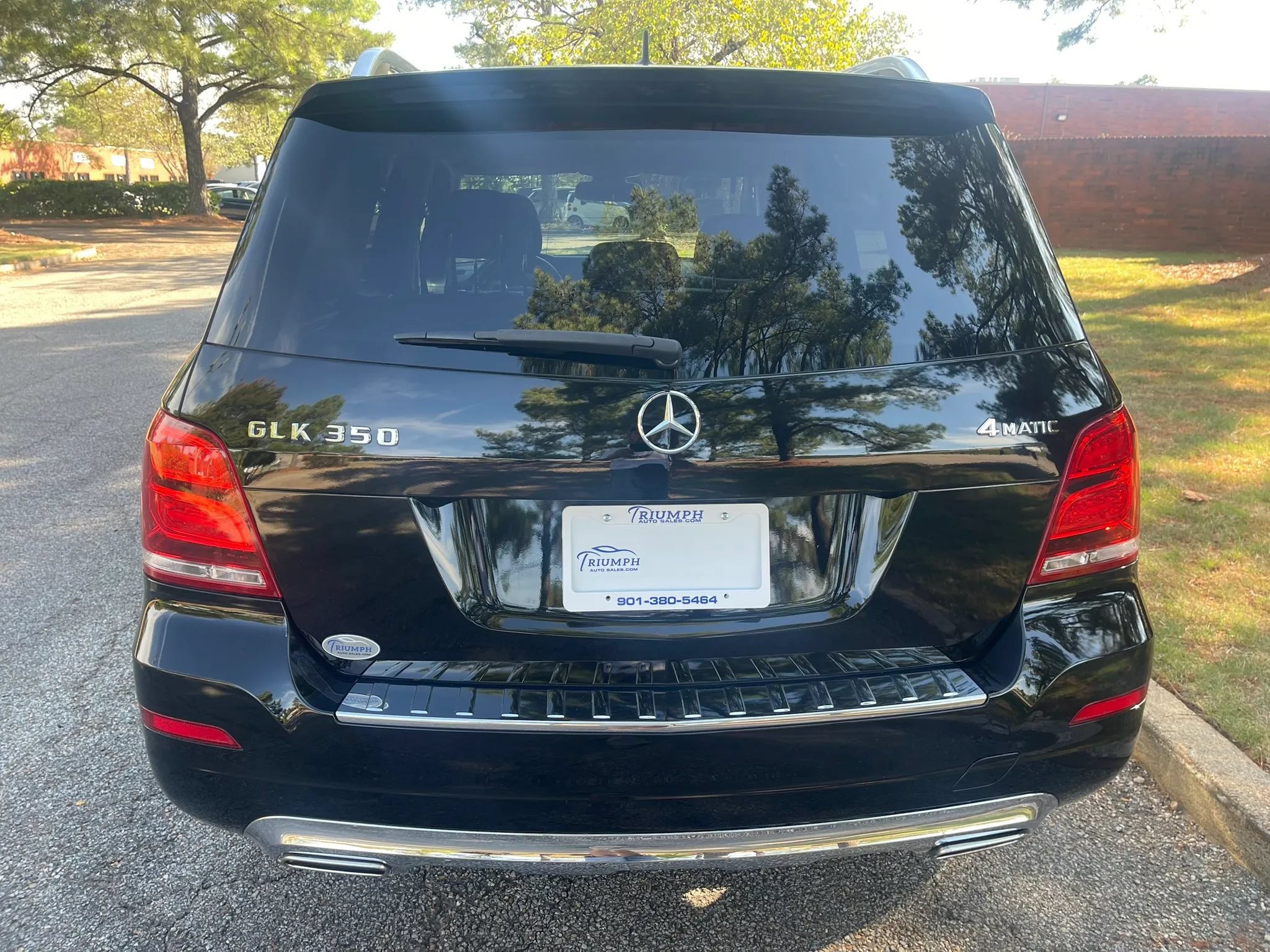 Used 2015 Mercedes-Benz GLK 350 4MATIC image 4