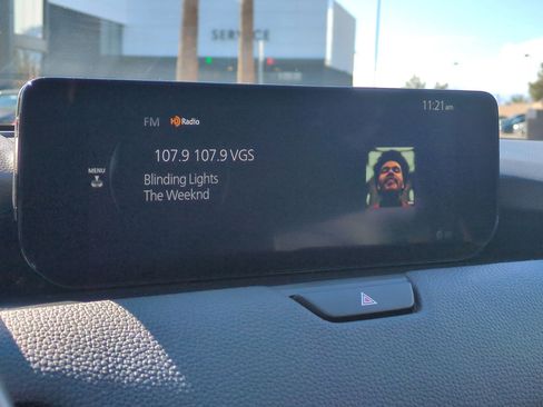 Certified 2024 MAZDA CX-90 Plug-In Hybrid w/ Preferred image 19