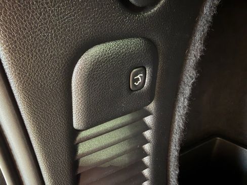 Used 2023 Dodge Durango GT image 28