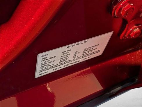 Used 2024 Tesla Model Y Long Range image 23