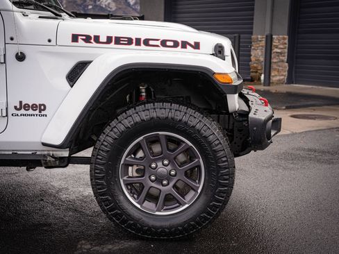 Used 2020 Jeep Gladiator Rubicon w/ Uconnect 4C Nav & Sound Group image 4