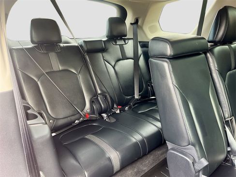 Used 2023 Honda Pilot Touring image 30