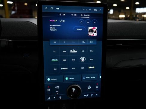 Used 2025 Ford Mustang Mach-E Premium AWD/4WD image 20