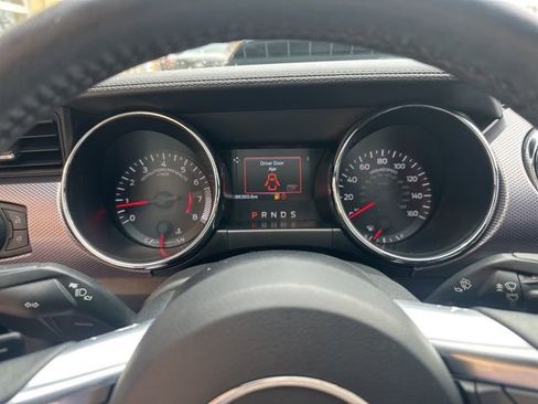 Used 2017 Ford Mustang Coupe image 10