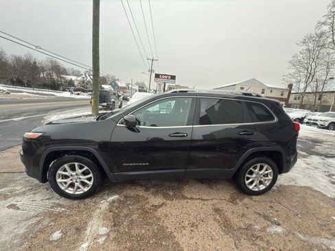 Used 2014 Jeep Cherokee Latitude image 4