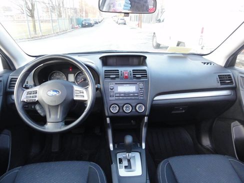 Used 2014 Subaru Forester 2.5i Premium w/ All-Weather Package image 22