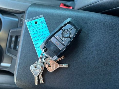 Used 2023 Ford Bronco Black Diamond image 50