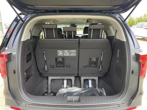 New 2026 Kia Carnival FWD image 14