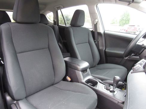 Certified 2018 Toyota RAV4 LE w/ All Weather Liner Package image 18