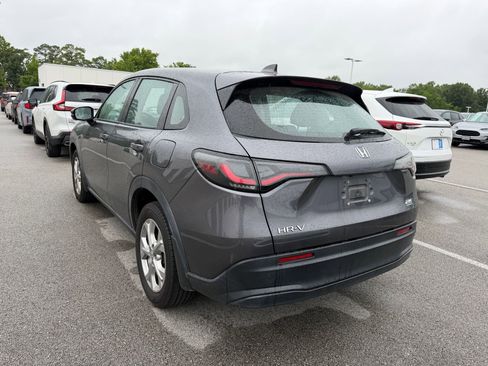 Used 2023 Honda HR-V LX image 3