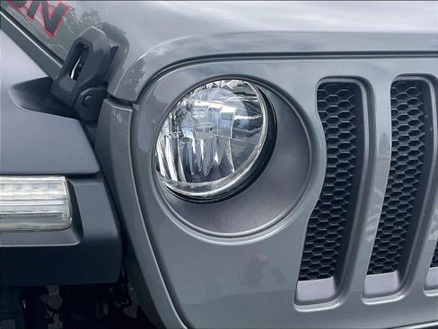 Used 2021 Jeep Wrangler Unlimited Rubicon w/ LED Lighting Group AWD/4WD image 27