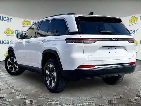 Used 2023 Jeep Grand Cherokee 4WD 4xe w/ Luxury Tech Group II image 4