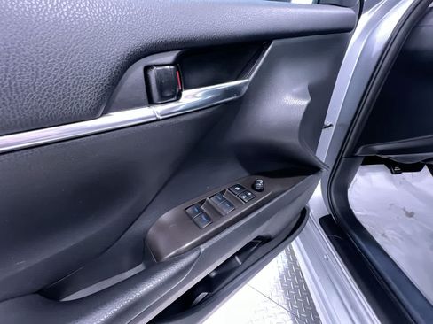 Used 2024 Toyota Camry SE FWD image 12
