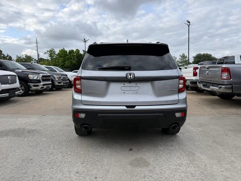 Used 2021 Honda Passport Touring image 39