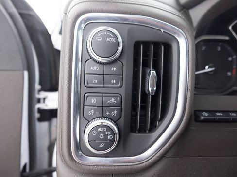 Used 2020 GMC Sierra 2500 Denali w/ Denali Ultimate Package AWD/4WD image 39