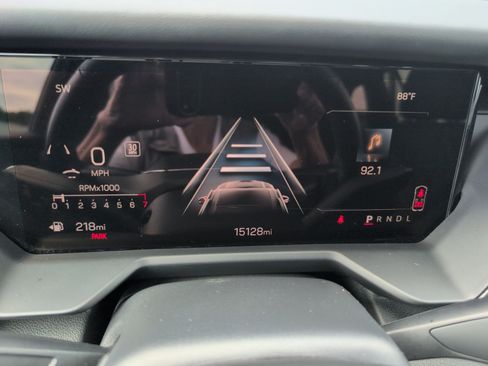 Used 2025 GMC Acadia Elevation FWD image 39
