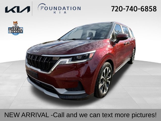 Used 2023 Kia Carnival EX FWD image 1