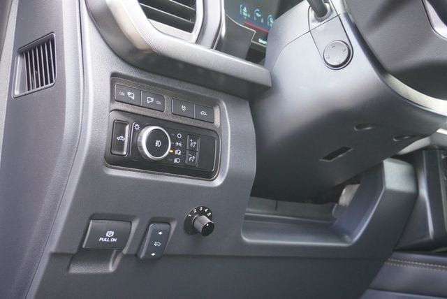 Used 2024 Ford F350 Platinum AWD/4WD image 29