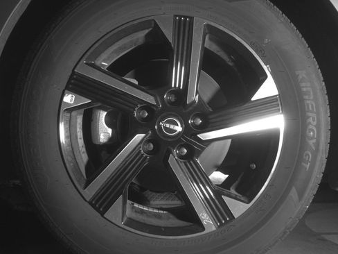 Used 2025 Nissan Sentra SV image 11