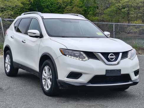 Used 2016 Nissan Rogue SV AWD/4WD image 1