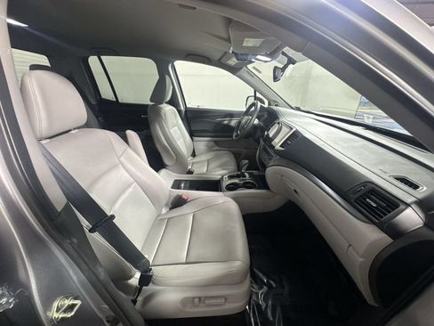 Used 2017 Honda Ridgeline RTL-T image 27