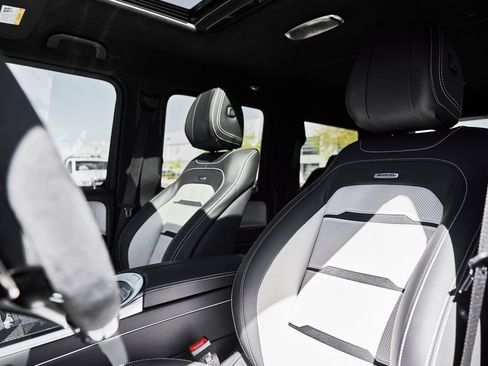 Used 2025 Mercedes-Benz G 63 AMG 4MATIC image 46