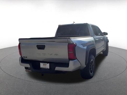 Used 2025 Toyota Tacoma TRD Off-Road image 14