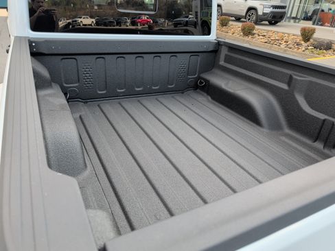 New 2026 Jeep Gladiator Mojave AWD/4WD image 19