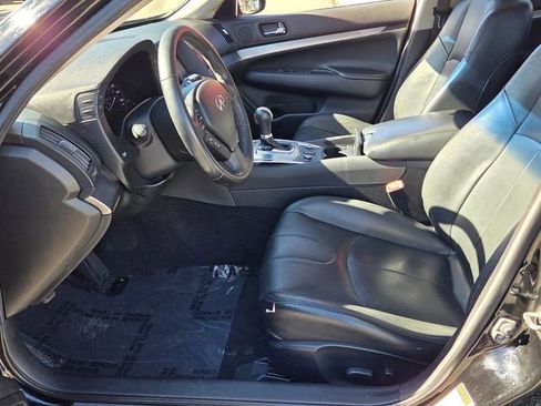 Used 2015 INFINITI Q40 AWD w/ Navigation Package image 9