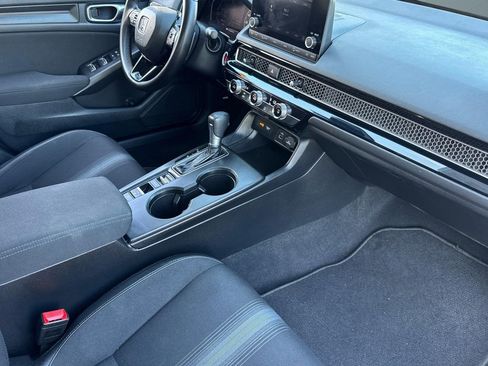 Certified 2024 Honda Civic Sport image 31