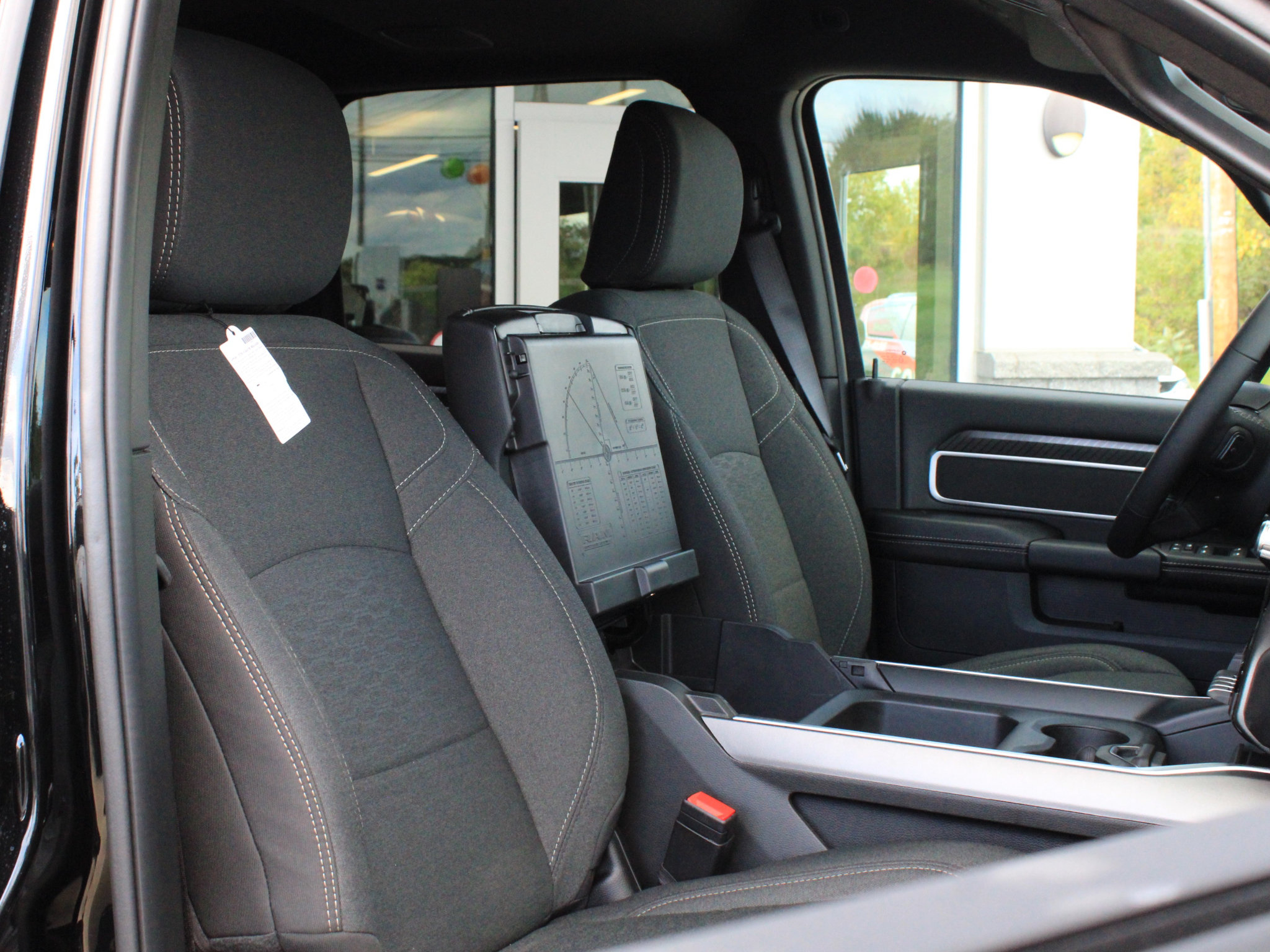 New 2027 RAM 3500 Big Horn AWD/4WD image 25