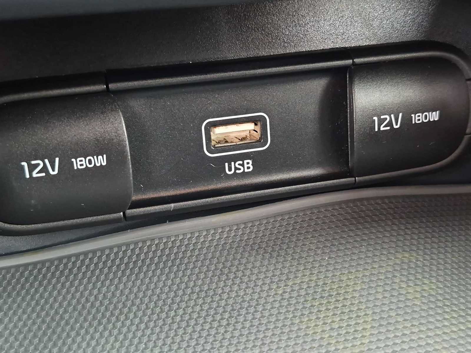 Used 2022 Kia Forte LXS FWD image 29