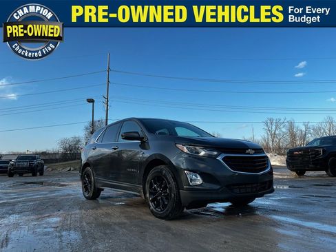 Used 2020 Chevrolet Equinox LT w/ Driver Convenience Package image 5