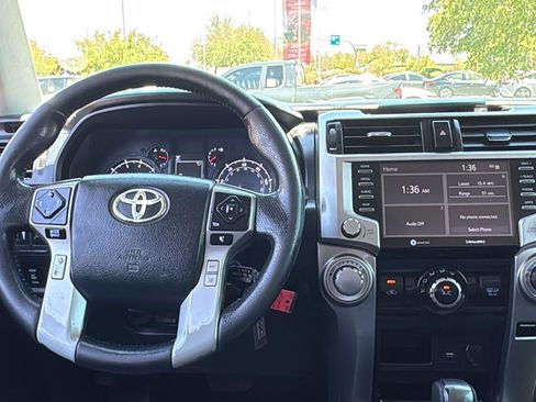 Used 2020 Toyota 4Runner SR5 image 10
