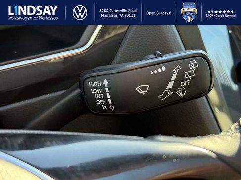 Certified 2019 Volkswagen Tiguan SEL image 19