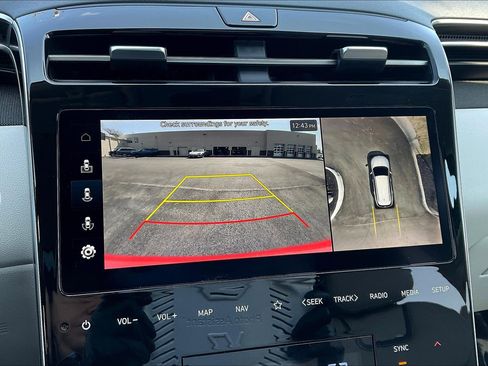 Used 2023 Hyundai Tucson Limited image 14