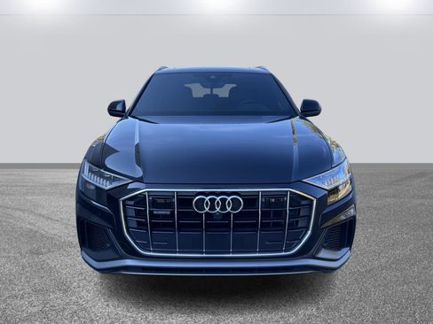 Used 2021 Audi Q8 Premium Plus w/ Premium Plus Package image 2