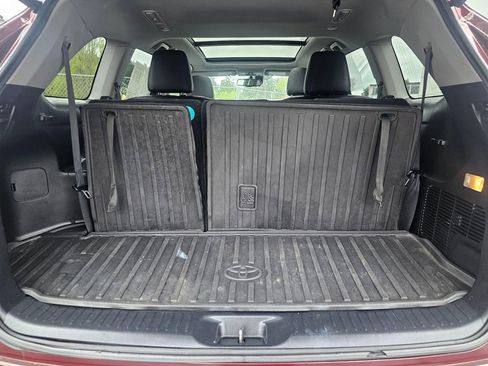 Used 2014 Toyota Highlander Limited Platinum AWD/4WD image 15