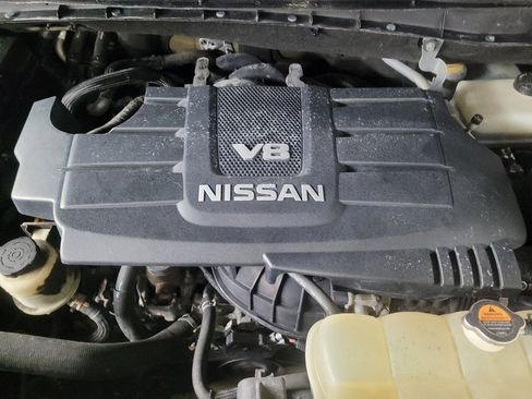 Used 2017 Nissan Titan SV RWD image 30