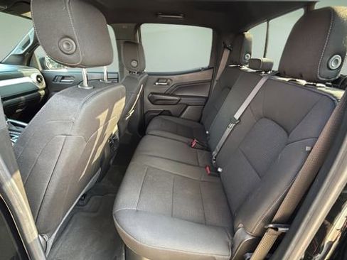 Used 2024 Chevrolet Colorado LT w/ LT Convenience Package RWD image 19