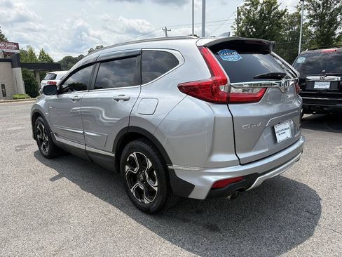 Used 2018 Honda CR-V Touring image 4
