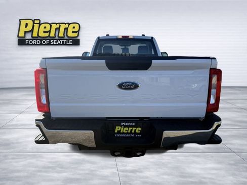 New 2026 Ford F250 XL w/ XL Chrome Package image 3