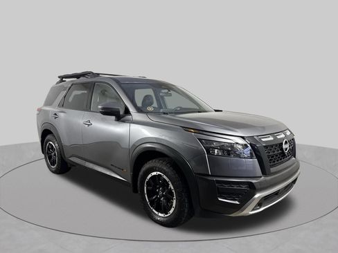 Certified 2025 Nissan Pathfinder Rock Creek AWD/4WD image 3