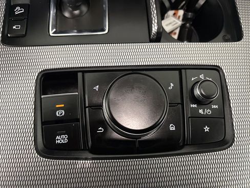 Used 2025 MAZDA CX-70 Plug-In Hybrid w/ Premium Plus image 18