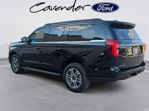 New 2025 Ford Expedition Active image 7